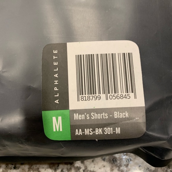 Alphalete Shorts - Picture 3 of 3